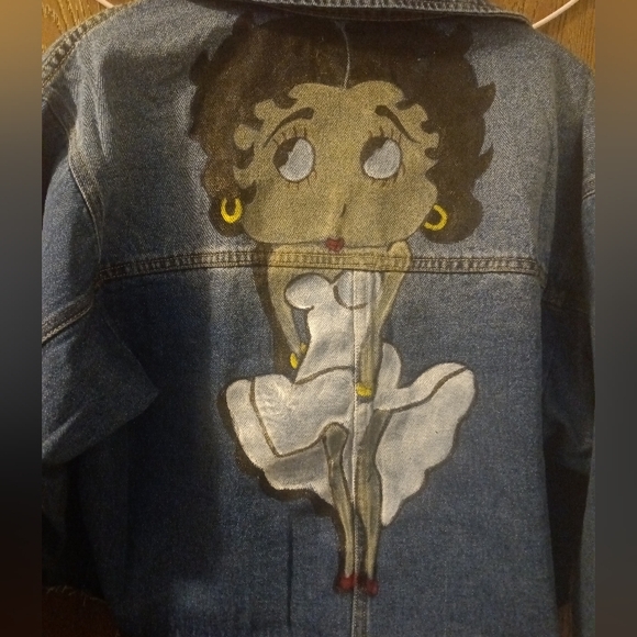 Betty Boop Jacket - Picture 2 of 5